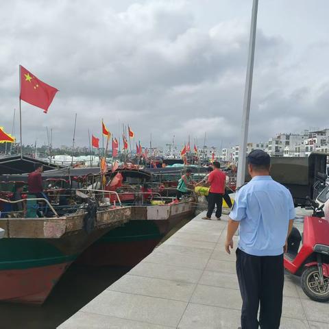 琼海市海洋和渔业行政执法大队 开展中秋国庆前渔业安全生产大检查