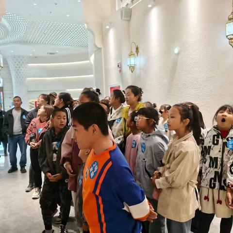 2025年火车西站街道未成年人保护工作站服务项目 “非遗探秘，亲子同行” 第二场亲子实践活动。