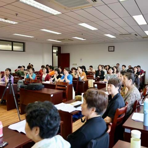 声乐三班期末联欢会纪实