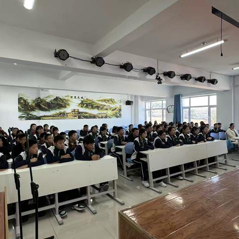 “从心开始，坦诚相见”——佳木斯市郊区四丰中学主题思政课