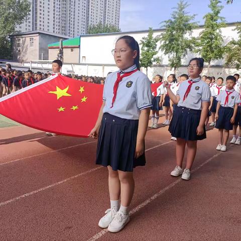 红领巾爱祖国  争做时代好少年——丛台区北湖小学升旗仪式