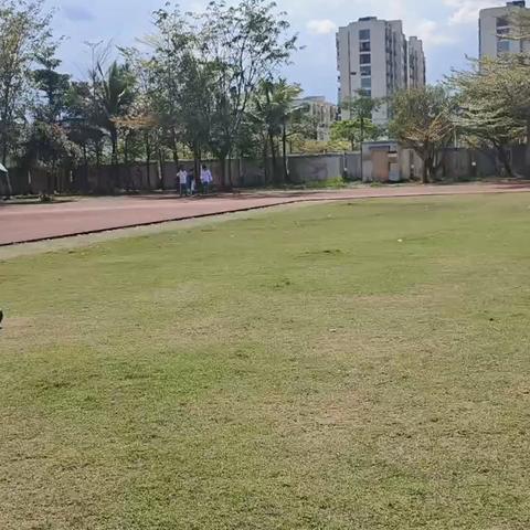 足球运球20米 ‍