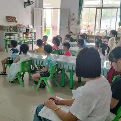 大班幼儿时间管理培养实践研究--综合活动《上幼儿园的一天》