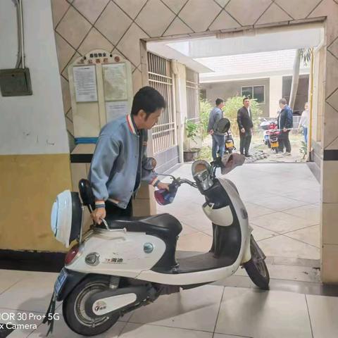 春园社区每日工作简篇 (2024年12月10日)