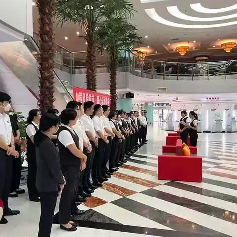 工行海淀西区支行营业室开展“普及金融知识万里行”活动