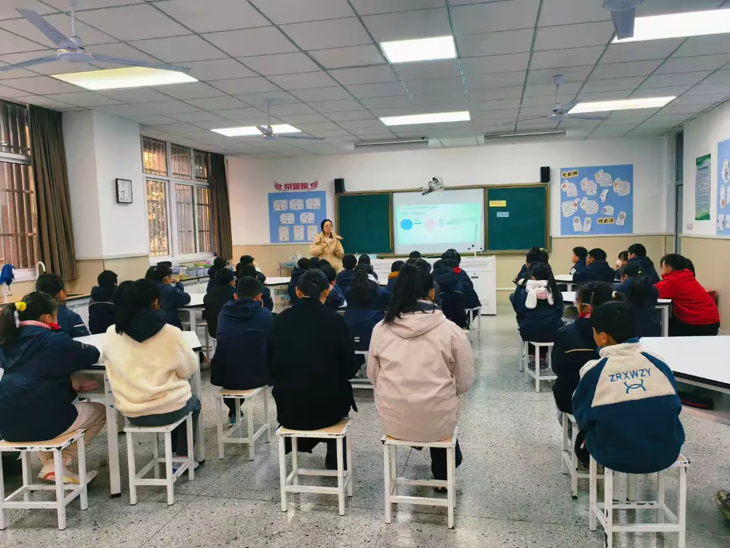 简篇-【灵美龙小˙校本教研】乡土资源赋能小学生科学观察与问题意识的实证研究系列活动三----龙小科学组校本主题研修系列活动四