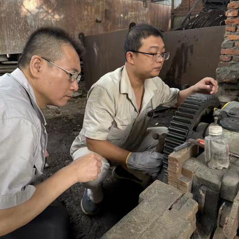 双鞍集团二炼钢公司开展设备安全检查工作