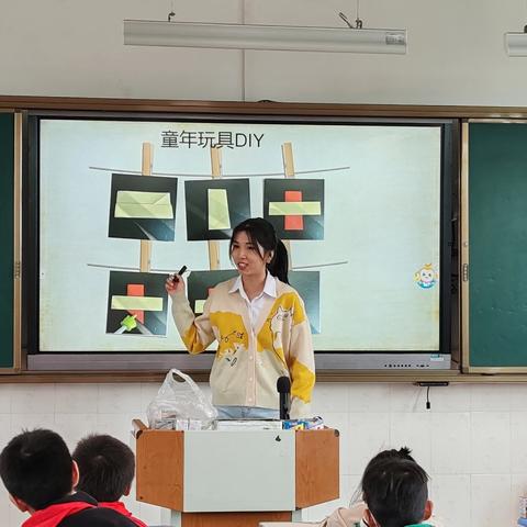 走进父母的童年：二六班家长进课堂活动报道