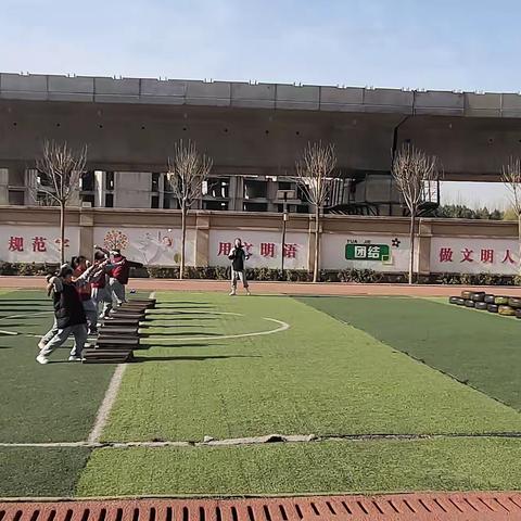 体验快乐，收获成长—开封市宋城小学体育组大教研活动