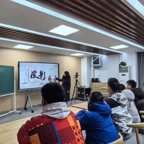 丛阳小学教育集团美术联片教研：  行新课标  构建新课堂