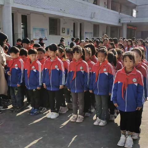 七彩阳光，快乐成长——平坦镇平坦小学广播体操比赛