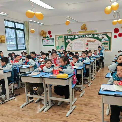乐考无“纸”境，期末大闯关