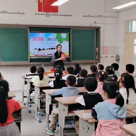 家校共育 携手同行——花园小学一年级八班家长进课堂（二）