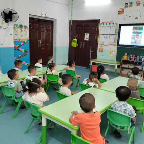 北景港中心幼儿园小班 —— 自信绽放，收获成长