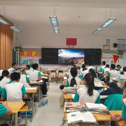 穿越时空的对话——记"历史人物大咖秀"社团之旅