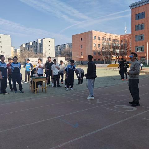 热血逐梦，“体”砺锋芒——乌鲁木齐市第四十七中学九年级体育一模纪实