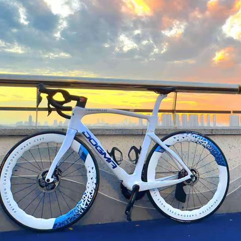 只有不停奔跑，才能追上梦想