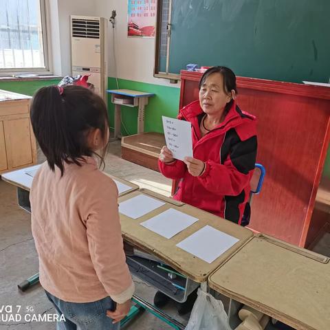 快乐童年，趣味乐考——柳城街道下洼子小学一、二年级期末无纸化测评活动