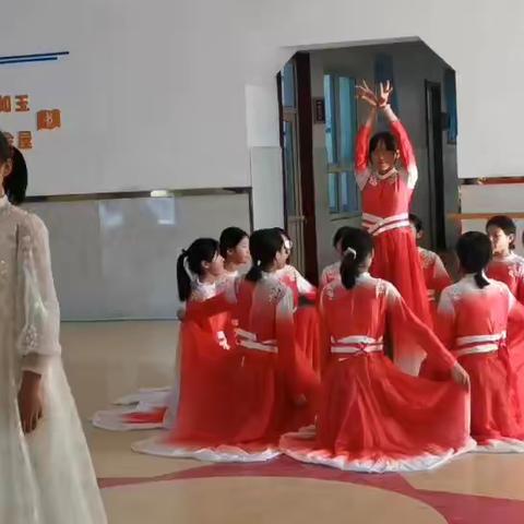 庆元旦 迎新年——固城中学成龙校区元旦文艺演出活动