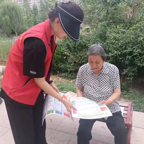 【分类齐参与 低碳新时尚】银丰唐郡社区开展垃圾分类宣传教育活动