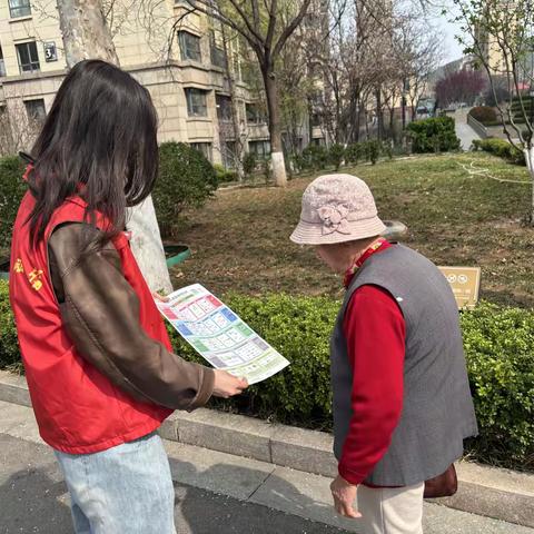 唐冶街道银丰唐郡社区开展“春风送暖入社区 垃圾分类入人心”垃圾分类宣传教育活动
