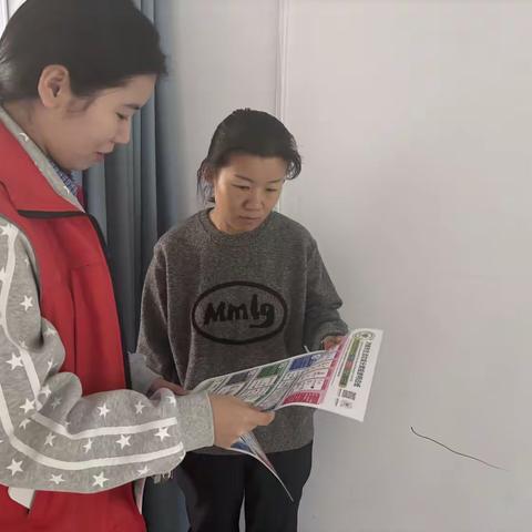 唐冶街道银丰唐郡社区借助读书分享会开展有害垃圾分类宣传教育活动