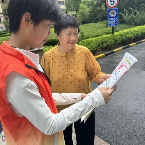 全民践行·分类赋能——唐冶街道银丰唐郡社区开展垃圾分类宣传教育活动