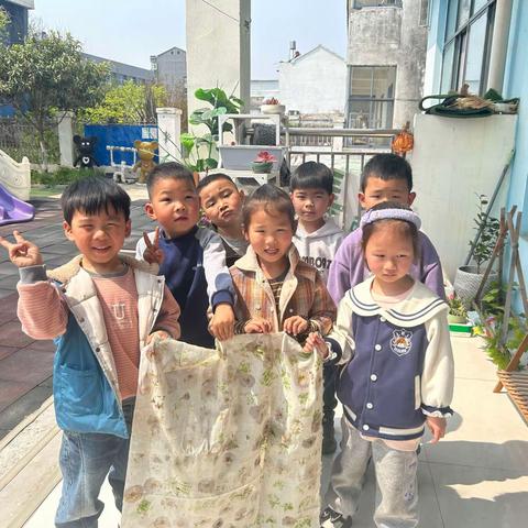 幼儿园的拓印之旅