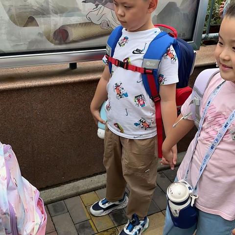 潘南小学一年级六班王艺霖的小学生活