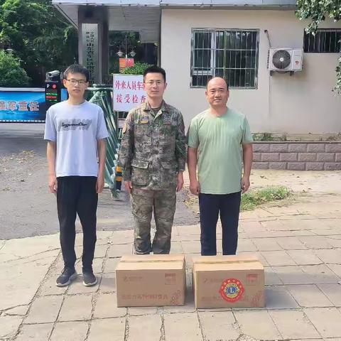 八一慰问显真情，殷殷关怀暖人心