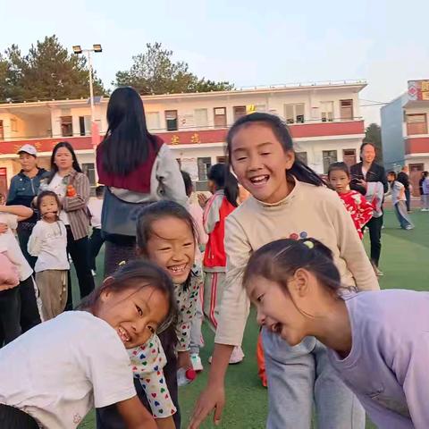 2023级5班2024年秋季学期第十二周“六个一”活动锦集（11月18日～11月24日）