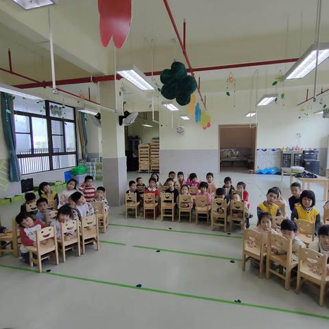 春风遇暖，携爱相伴 ——乐昌市凤凰幼儿园家委会暨膳食委员会