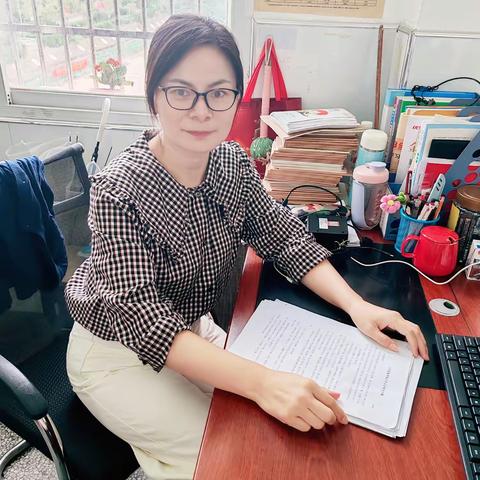 凝聚智慧，共促成长——六年级三科班科联席会