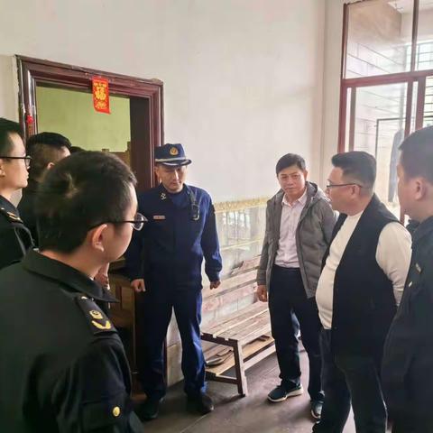 “护苗”在行动︱临高县多部门联合到和舍中学周边寄宿点开展专项检查