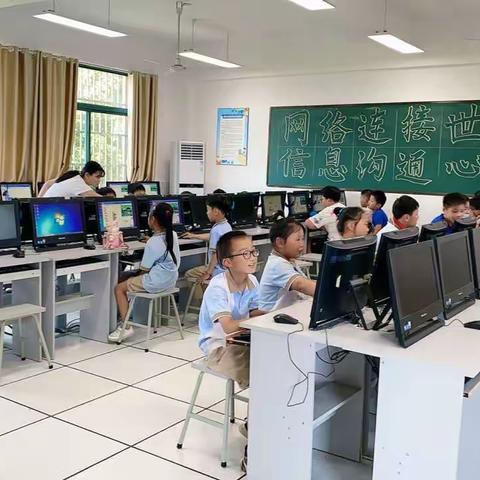 多彩活动 筑梦校园               ——水湖镇学校少年宫活动纪实