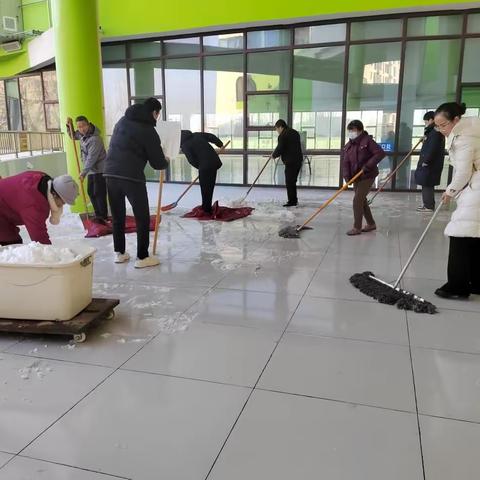 雪后南湖小学：一场“以生为本”的除雪协奏曲——成安县南湖小学校园除雪纪实