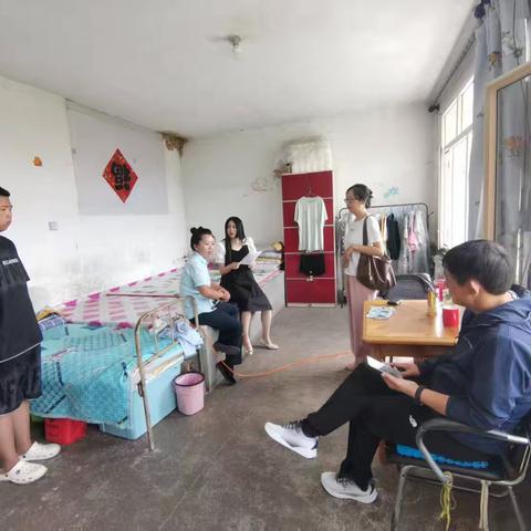 家校携手 共护成长——团结镇中学校期末家访纪实