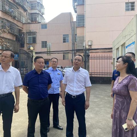 抚州市市场监督管理局党组书记、局长曾春深入高新区督查九小行业食品及消防安全整治情况