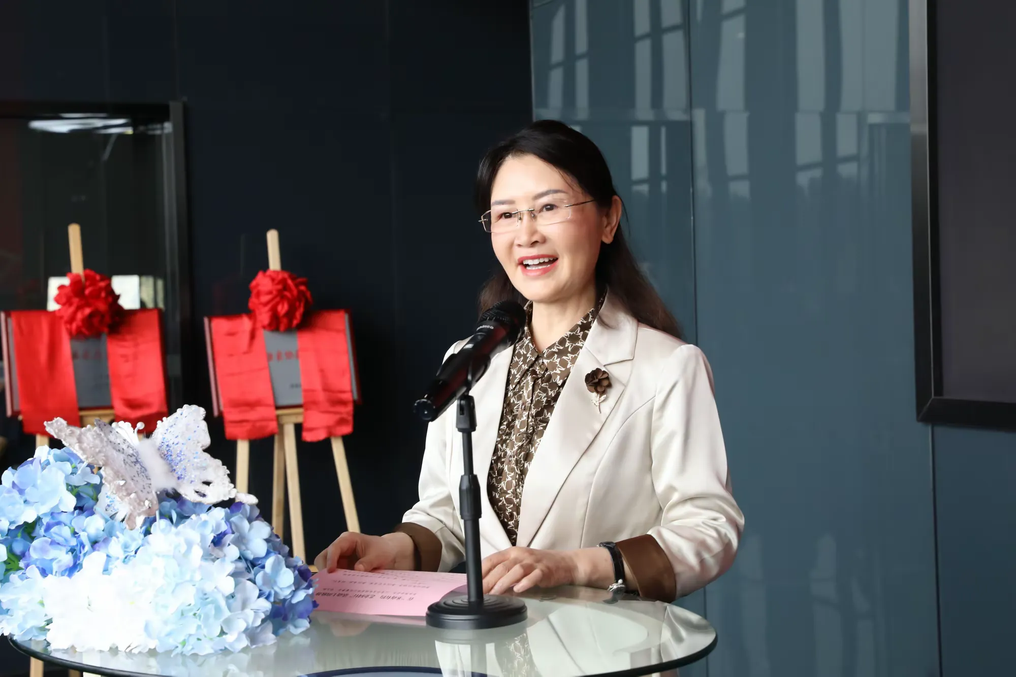 简篇-【产业高地 新城圣井】“圣商有约 艺企同行”——圣井街道开展庆祝新中国成立 75 周年暨“百名专家教授联百企”活动