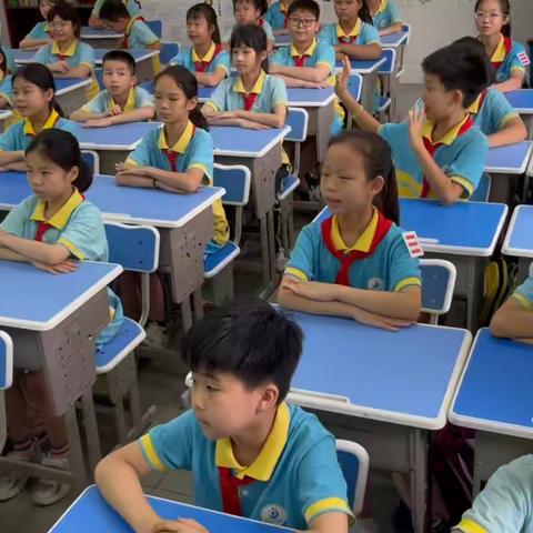 四3班