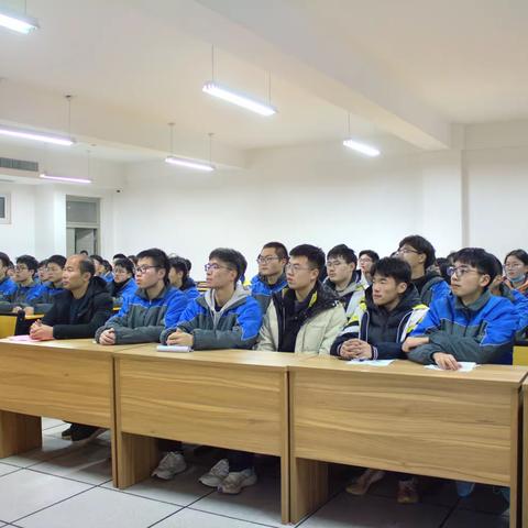 团心永向党 青春谱华章 ------单县一中南校区2023年入团仪式