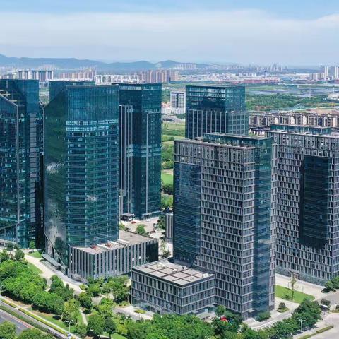 湖城投物业总部自由港项目2025年6月工作简报