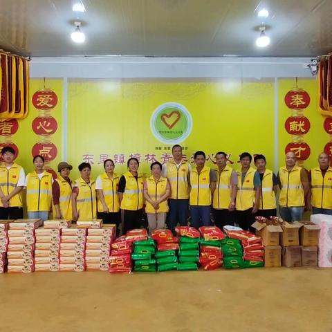 在这个母亲节，让我们共同见证爱心的力量，感受社会的温暖。