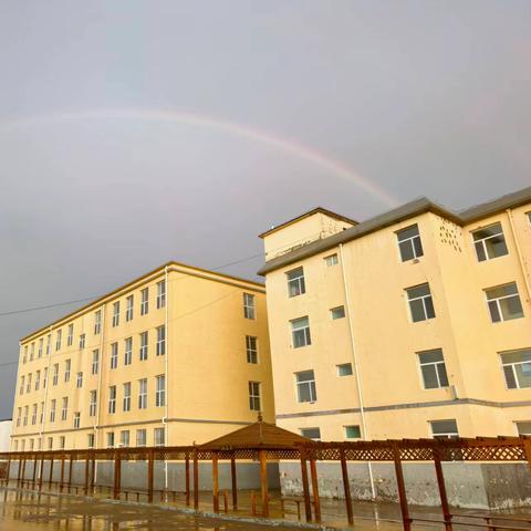 缤纷夏日乐实践 知行合一促成长—东风学校四年一班2025年暑假综合实践活动