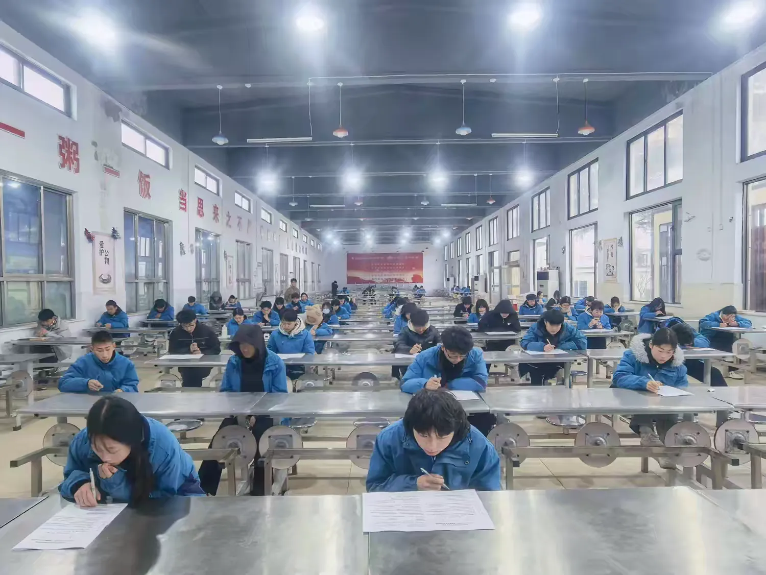 简篇-林州华山职业中专:考场逐梦,不负韶华