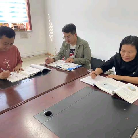 奉献无悔青春 ﻿助力雏鹰成长