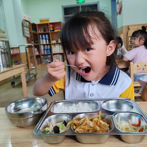 彬州市东关幼儿园【宝宝餐吧】 第二周