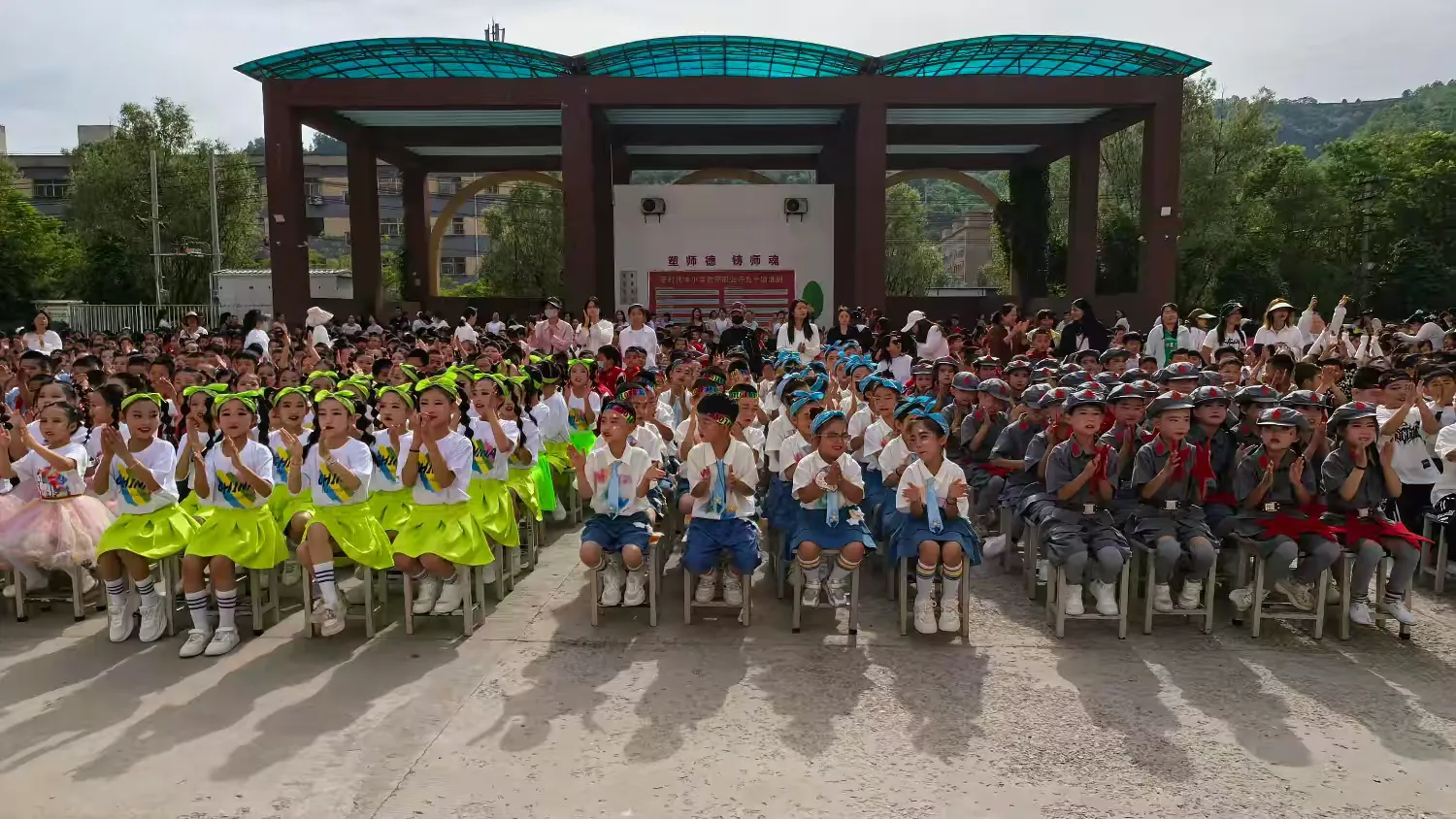 少年心向党·筑梦新时代  ---宝塔区中石油小学“庆六一”文艺汇演