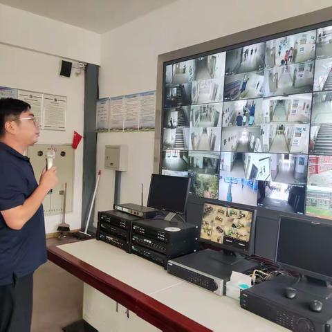 普兰店区第十一中学 开展地震应急疏散演练