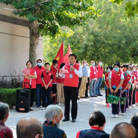 九九重阳节，浓浓敬老情 ——东阿中学志愿服务队走进东阿镇敬老院